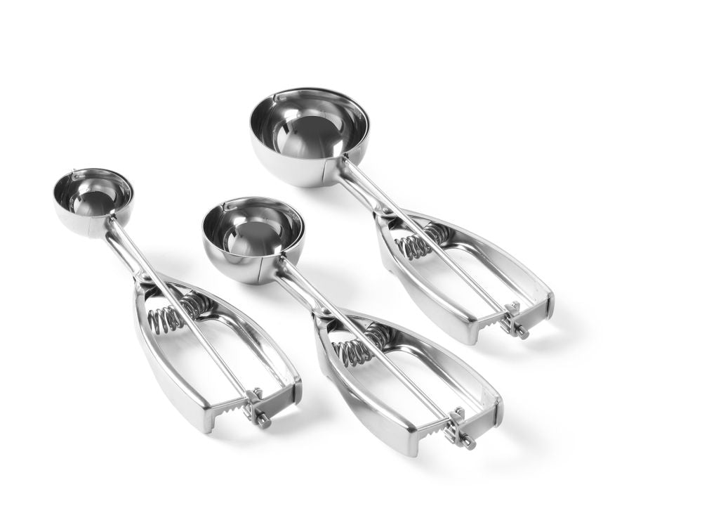 ice_cream_scoop_kitchen_line_572016