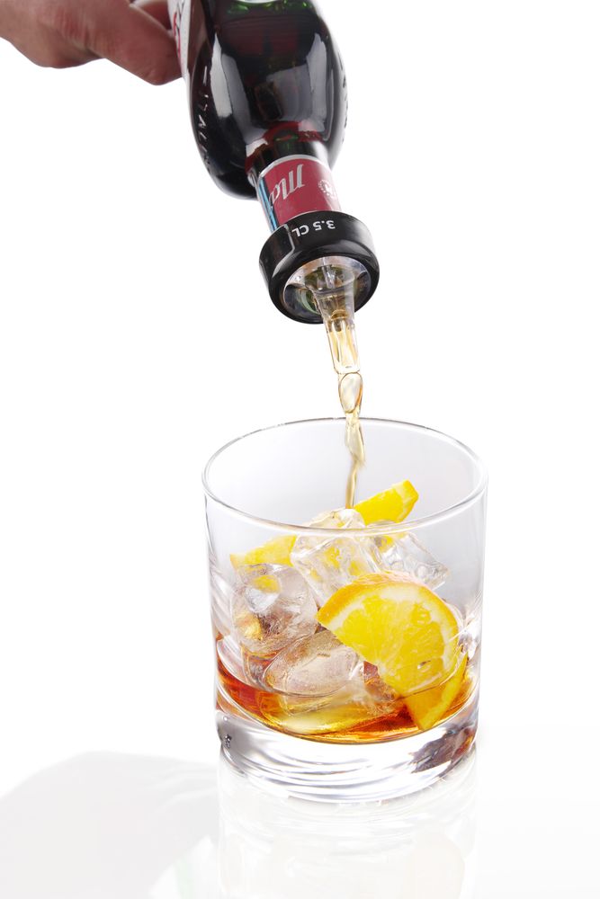 ball_measured_pourer_599112