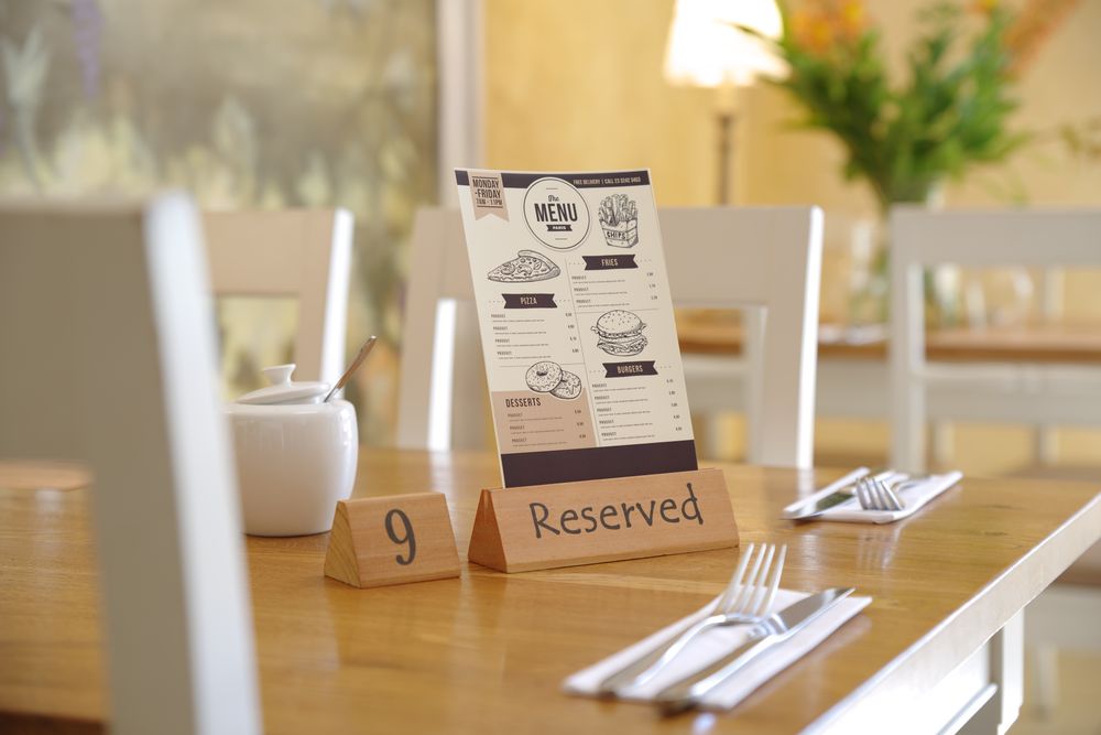table_sign_reserved_664308