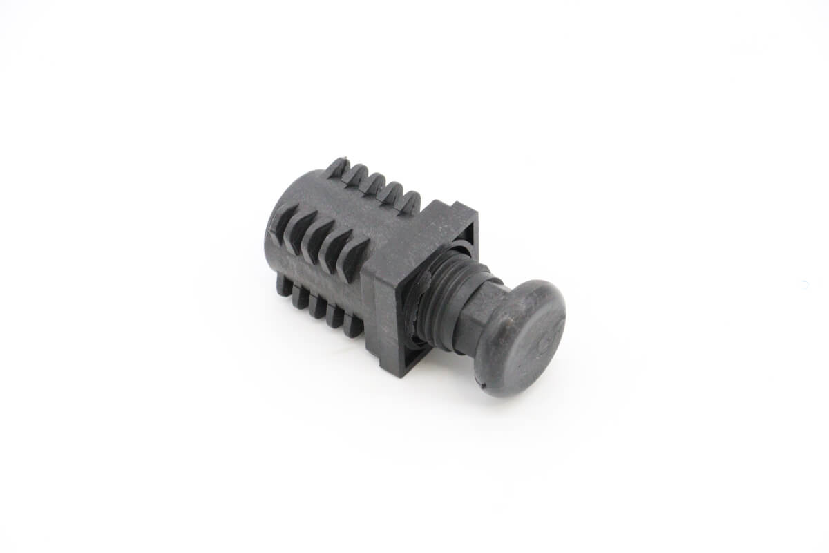 vn500-undercarriage---plastic-leg-1-pcs
