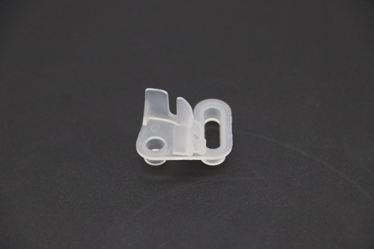 hd50---nylon-door-hinge-(right)