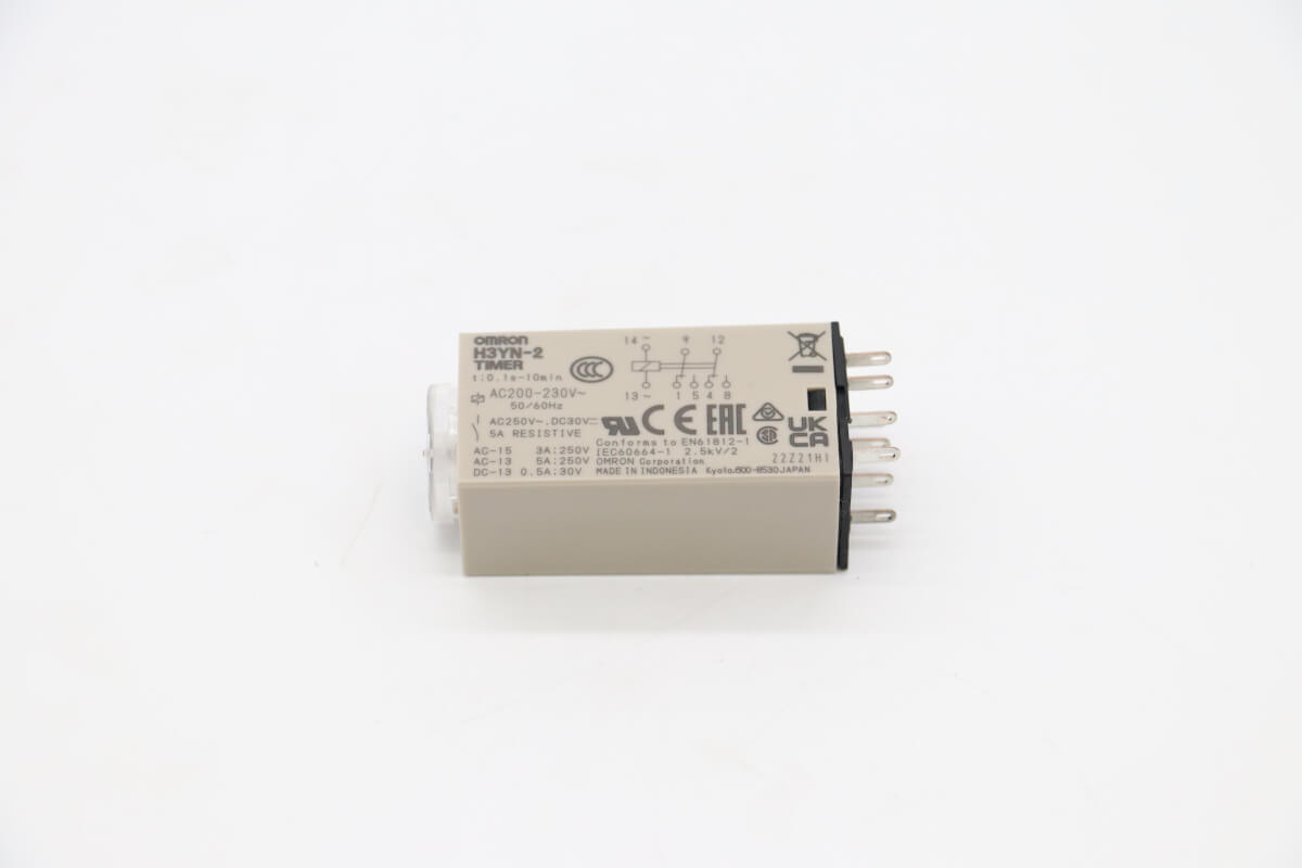 relais---time-relais-200/230v-(omron-/-h3yn8000r)