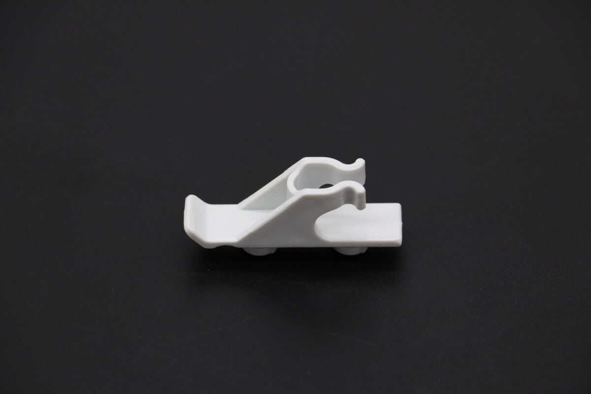 sc235---shelf-clip-(white)-(nm)