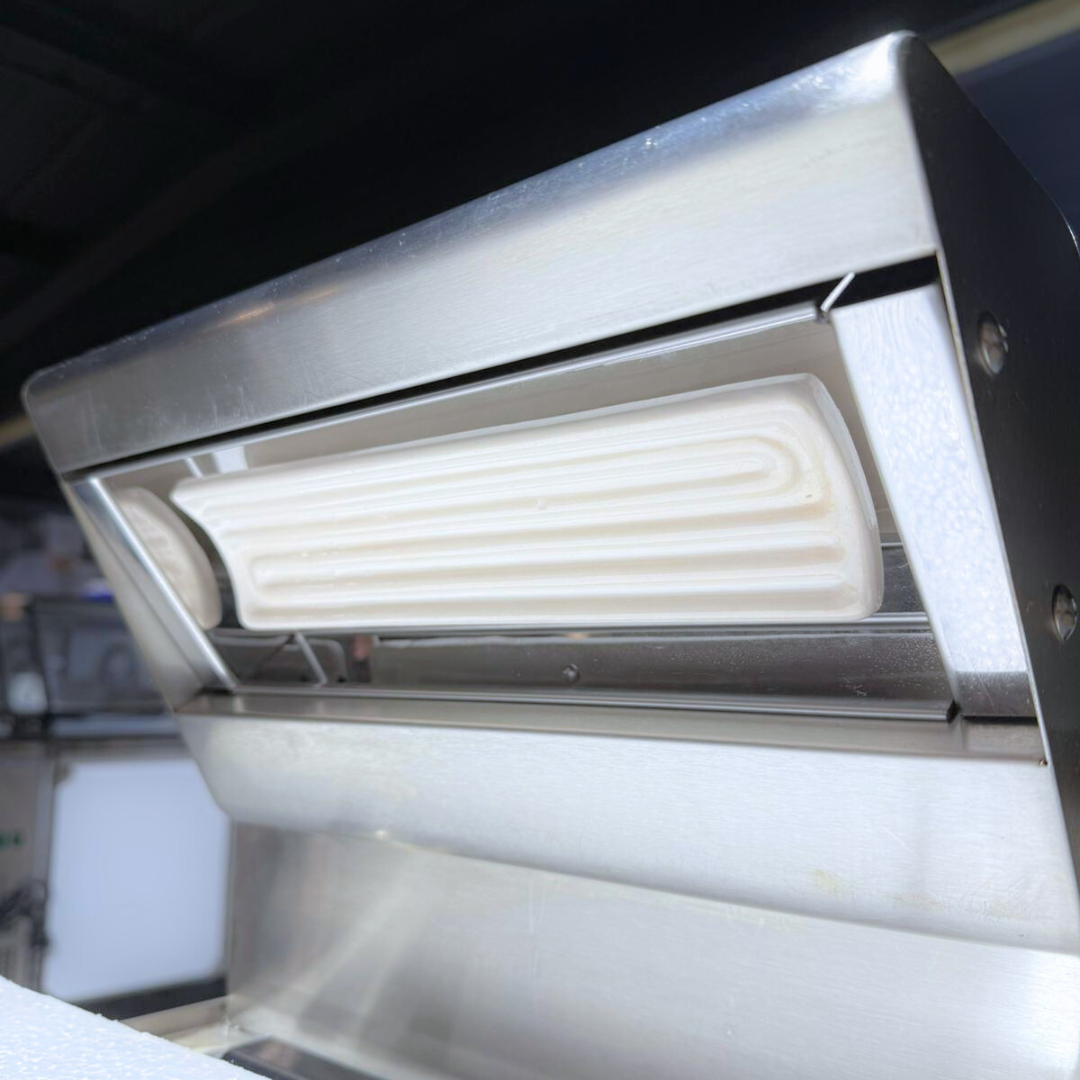 Finntec Chip Dump with Stand