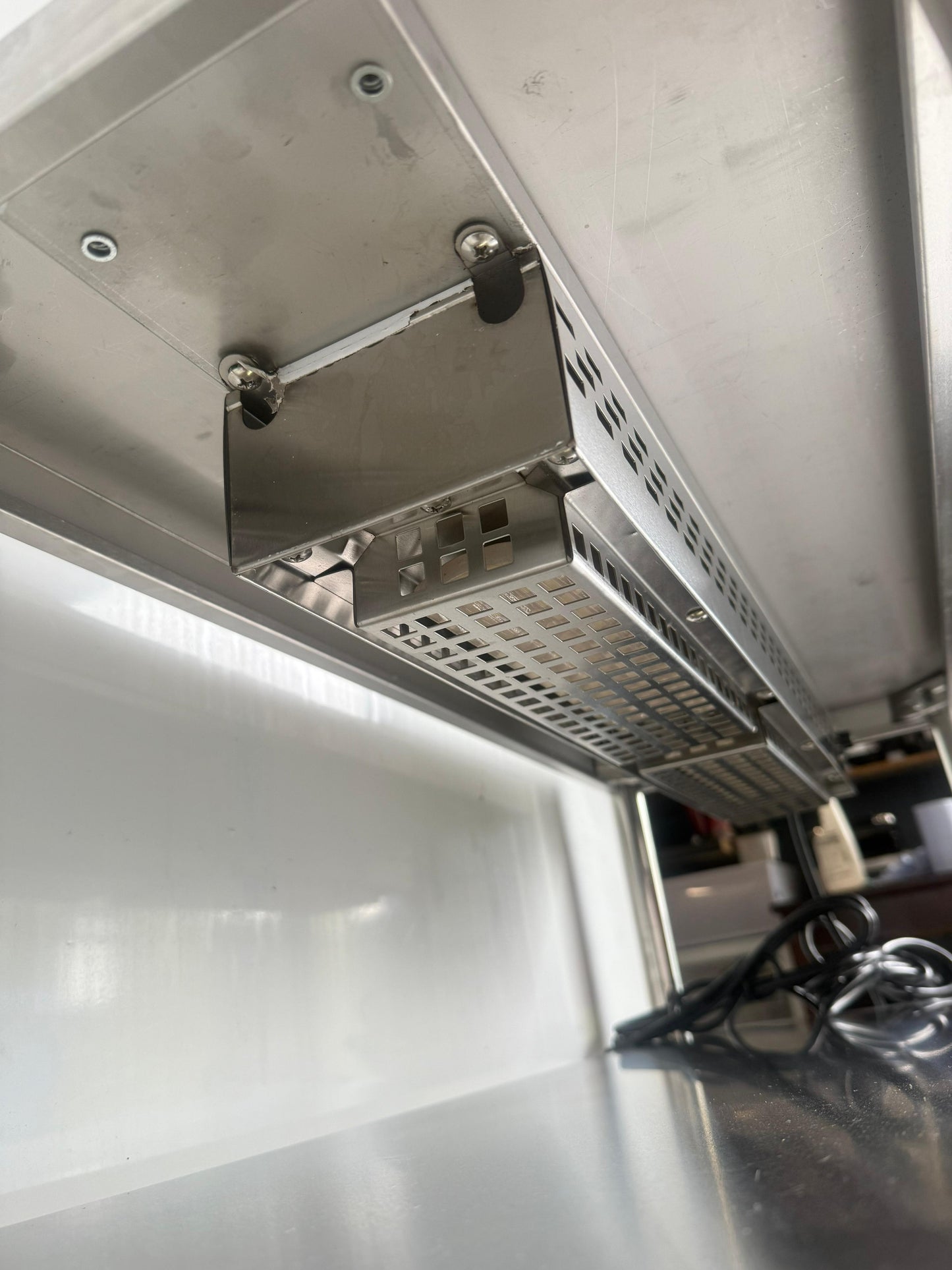 Finntec Double Heated Gantries 1800