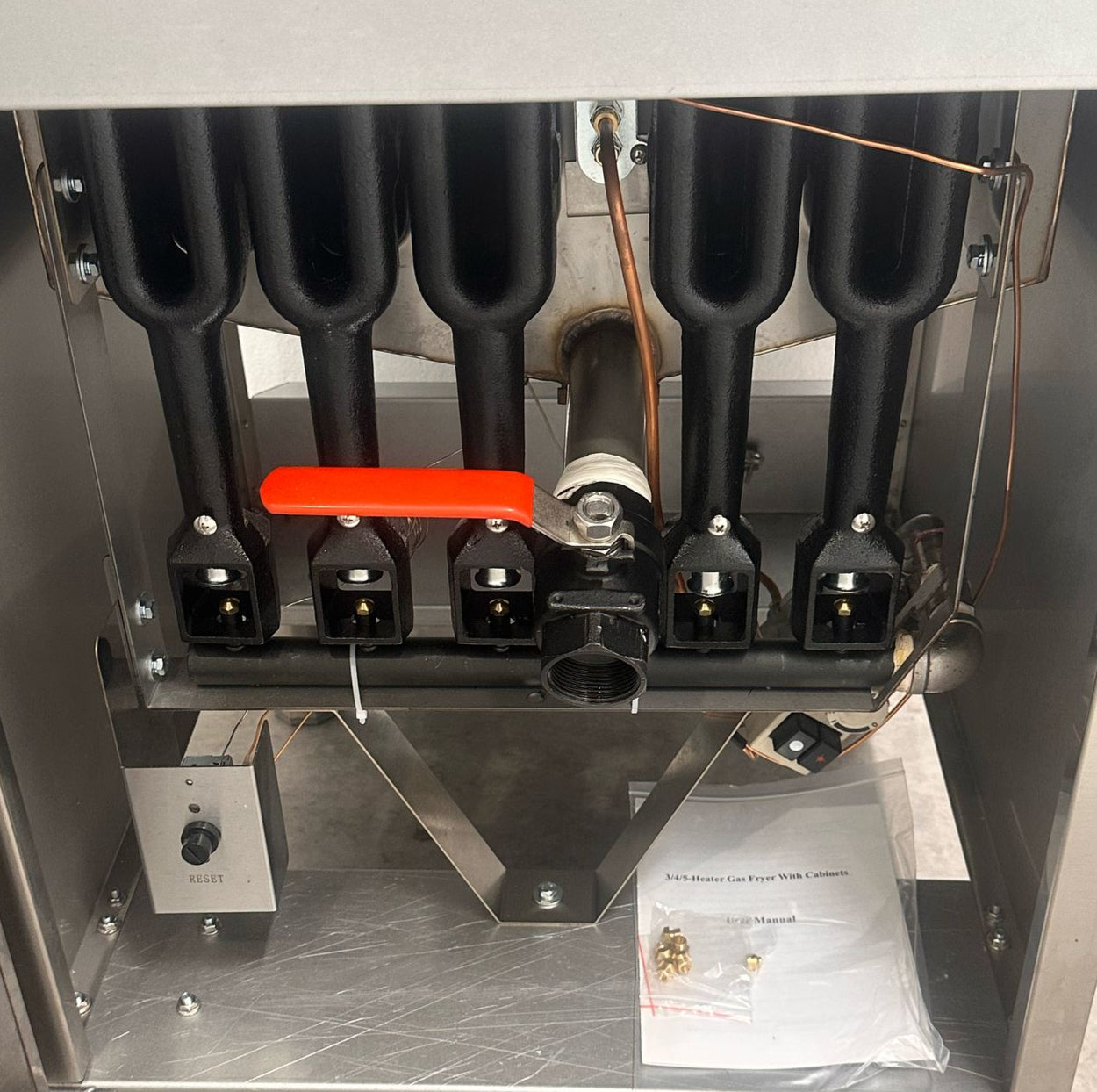 Finntec 5 Burner Gas Fryer Single Tank Twin Basket SKU FT-FY150-NAT