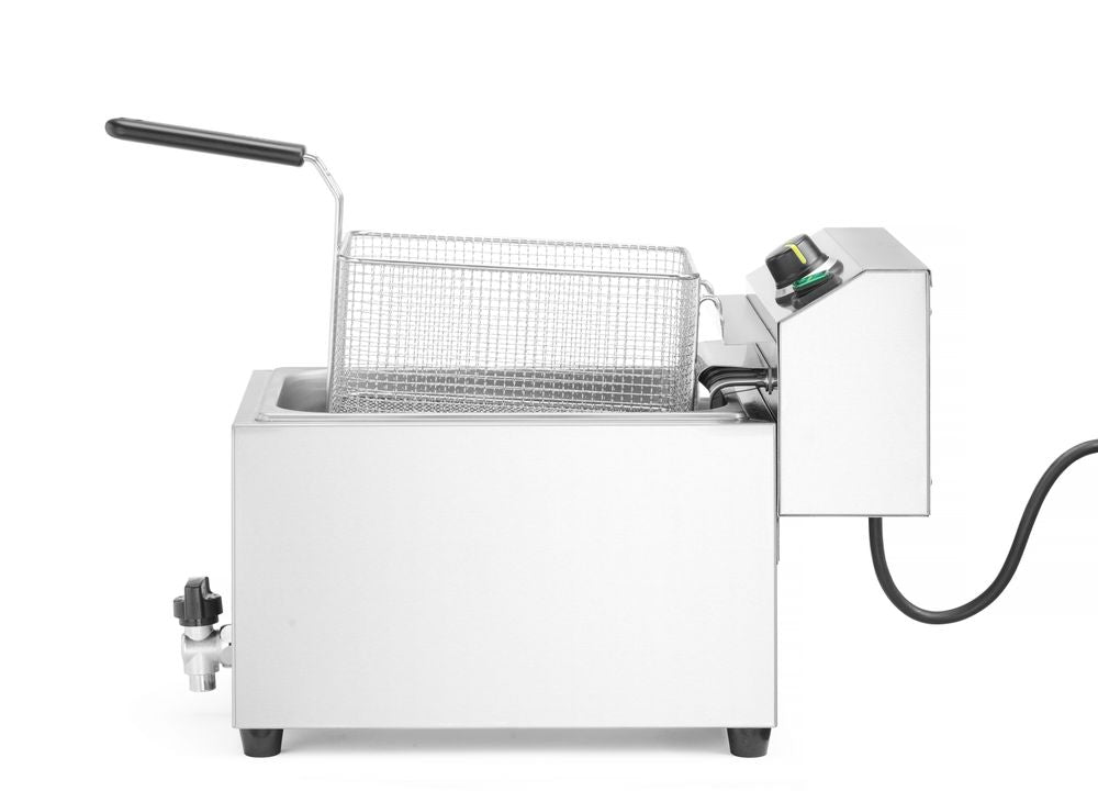 deep_fryer_xl_with_drain_tap_hendi_goliath_209431