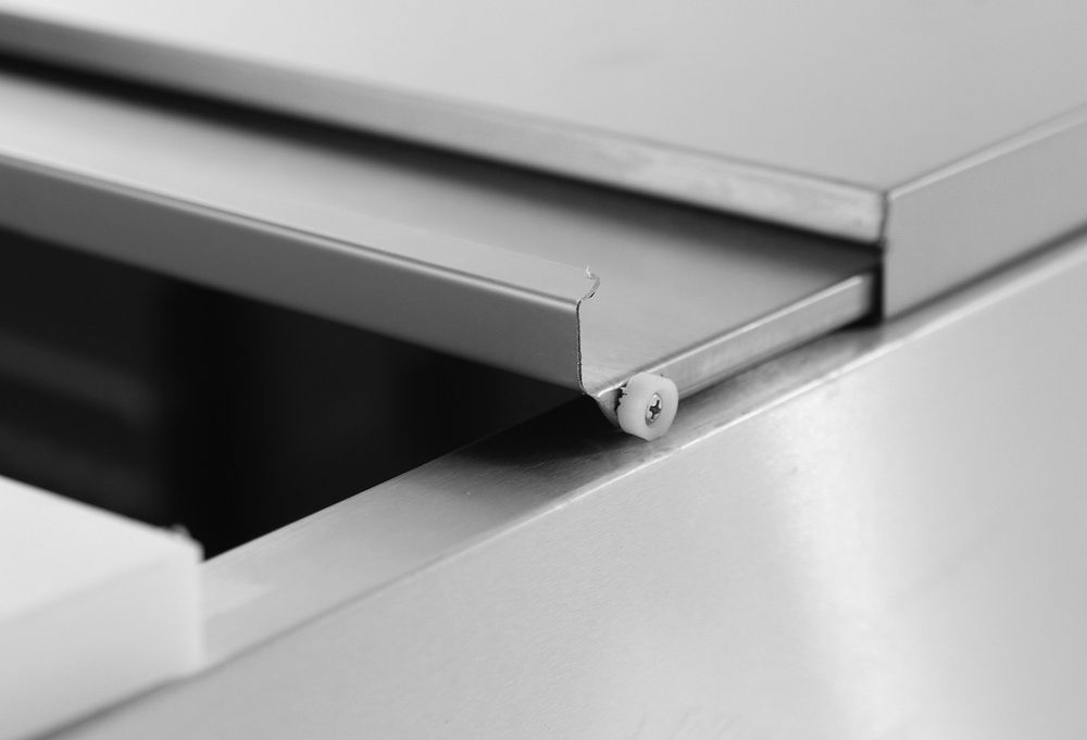 two_door_salad_counter_300l_232804