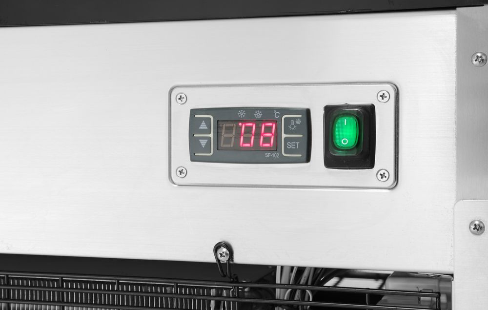 refrigerated_display_cabinets_with_3_slanted_shelves_233306