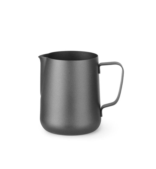 milk_jug_black_458198