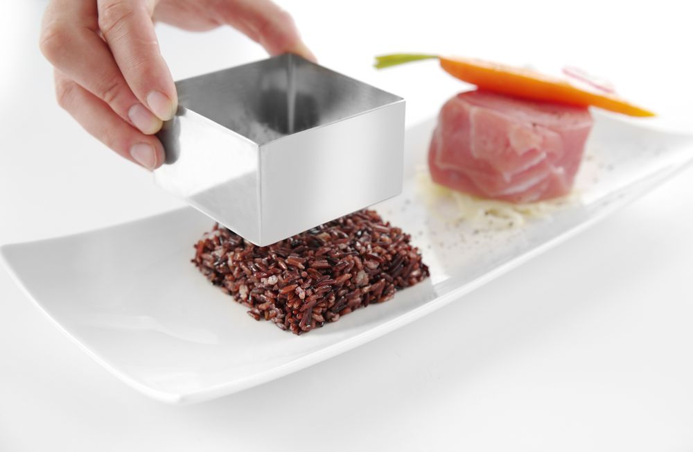 food_ring_and_pusher_square_512173