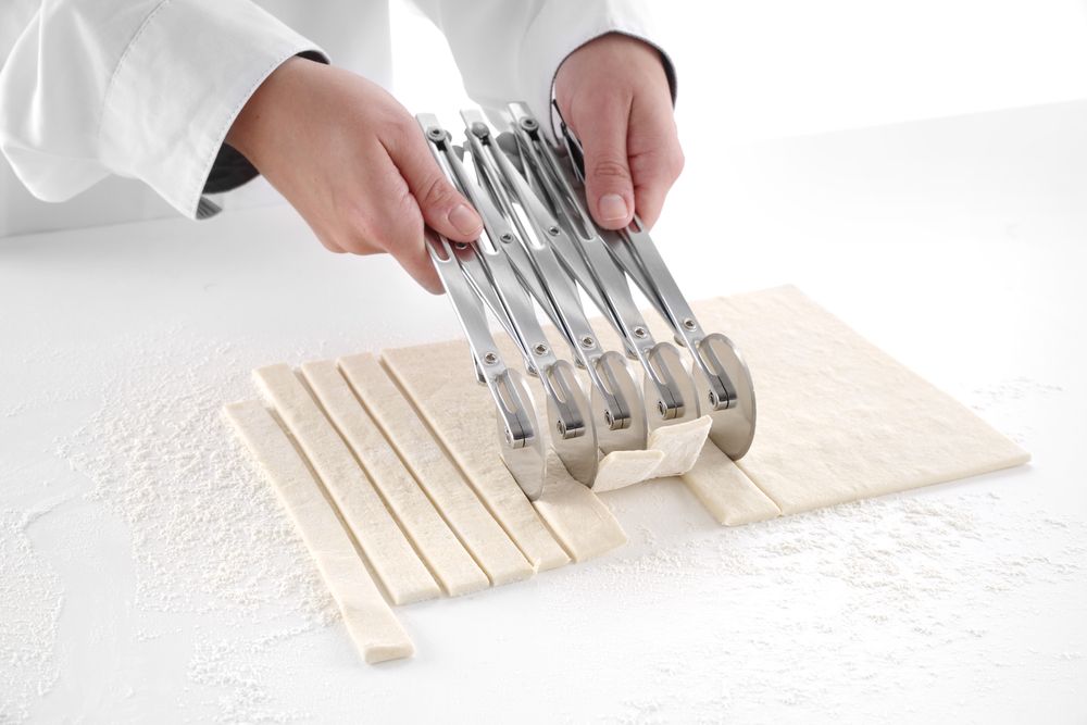 5_wheel_dough_cutter_515044