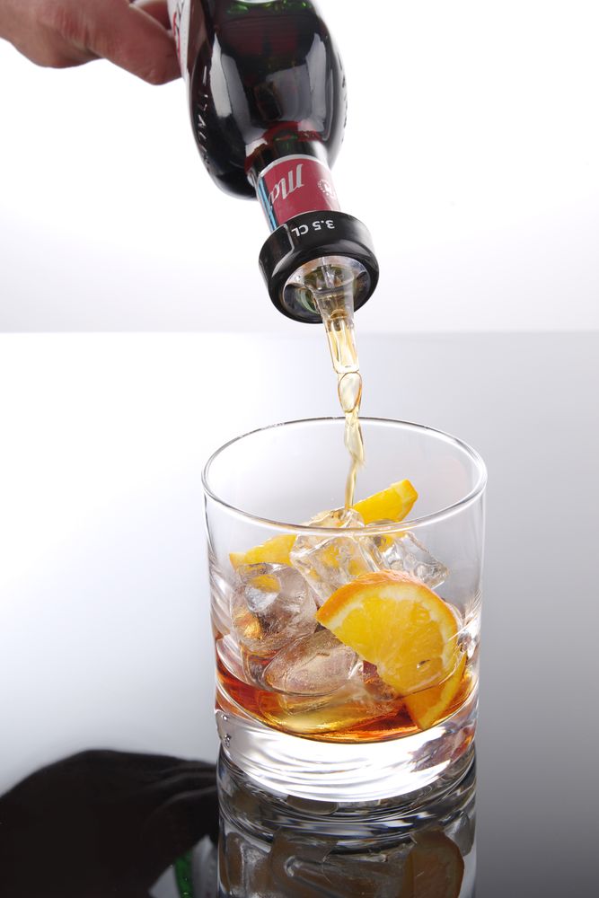 ball_measured_pourer_599112
