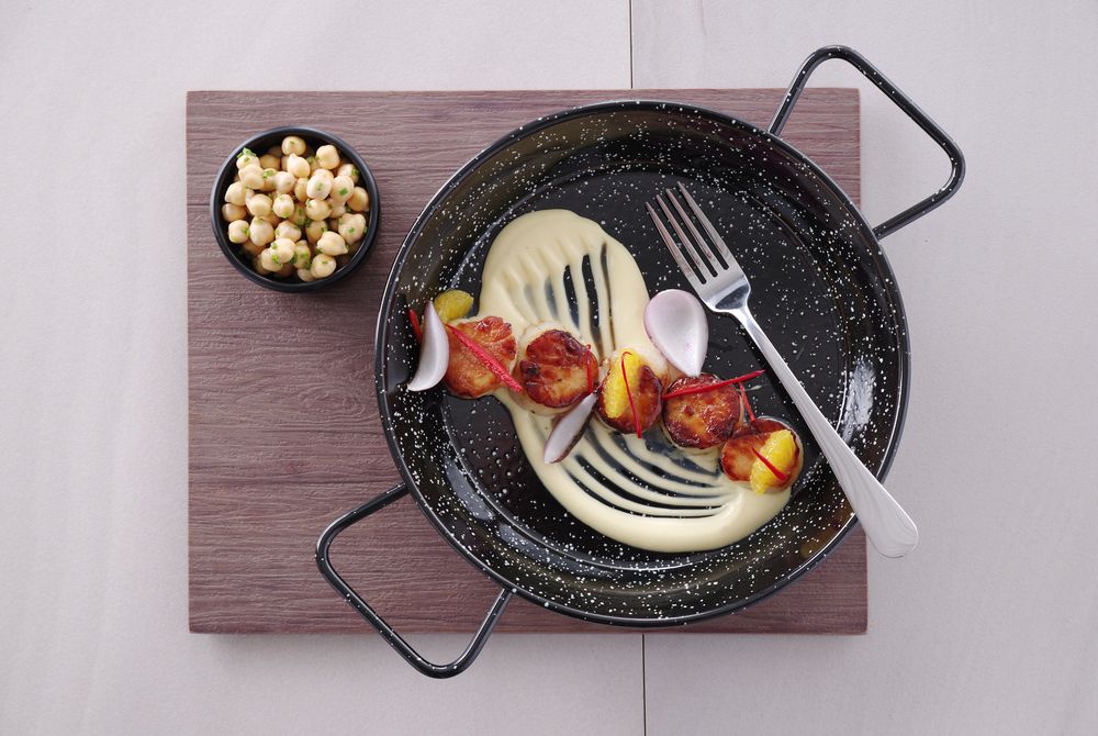 enamelled_pan_622735