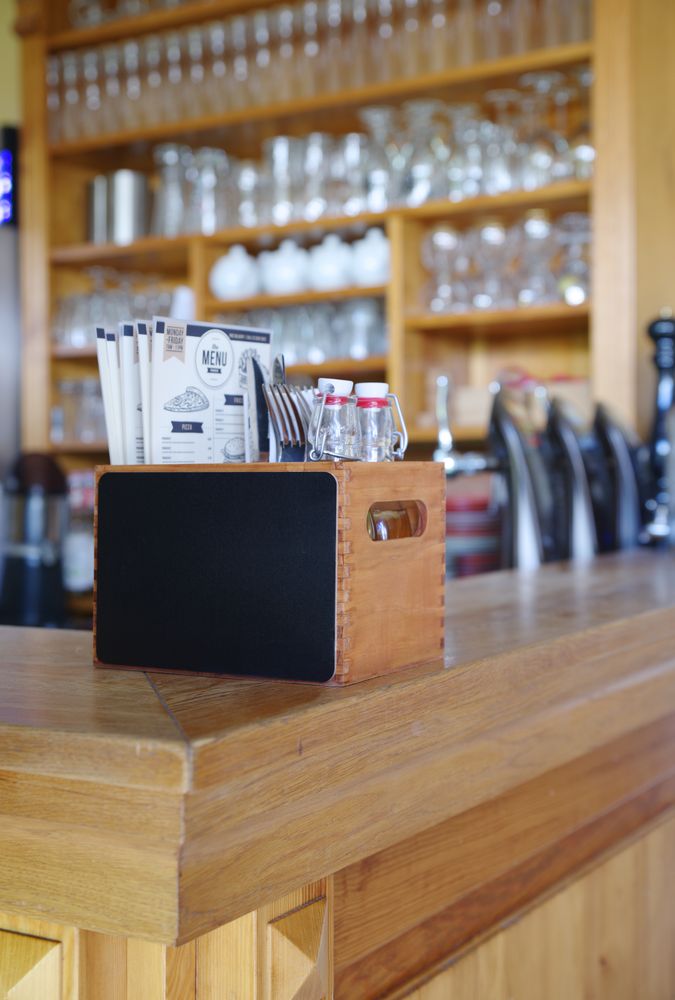 menu_and_cutlery_box_664148