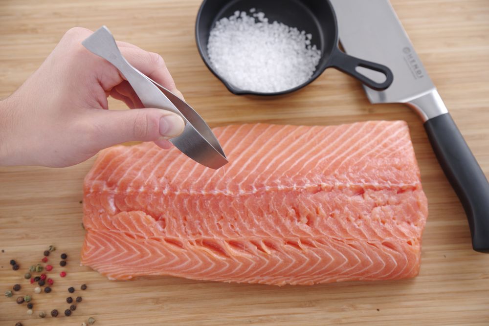 fish_bone_tweezer_flat_head_680100
