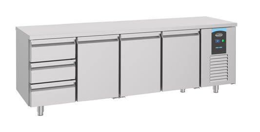 700-refrigerated-counter-3-doors-3-drawers