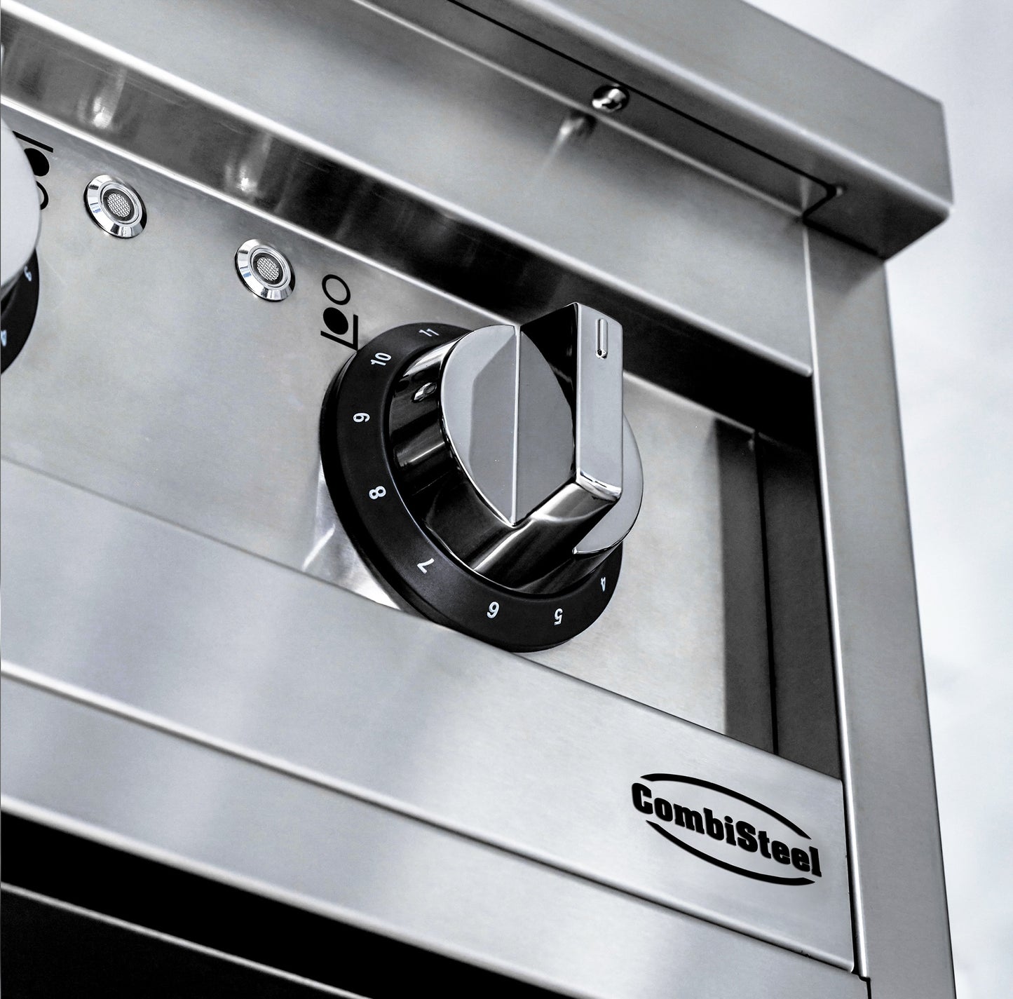 entry-700-induction-stove-4-hobs