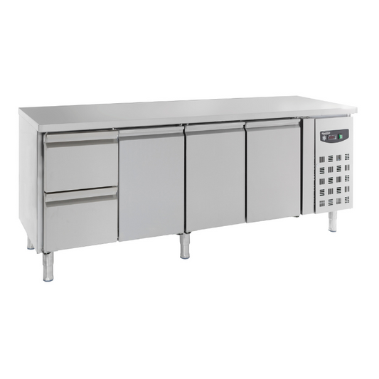 700 REFRIGERATED COUNTER 3 DOORS AND 2 DRAWERS SKU 7950.0210