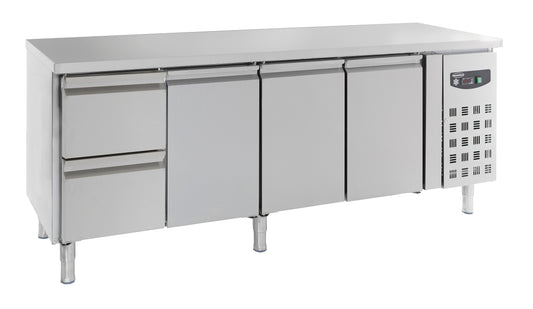 700-refrigerated-counter-3-doors-and-2-drawers