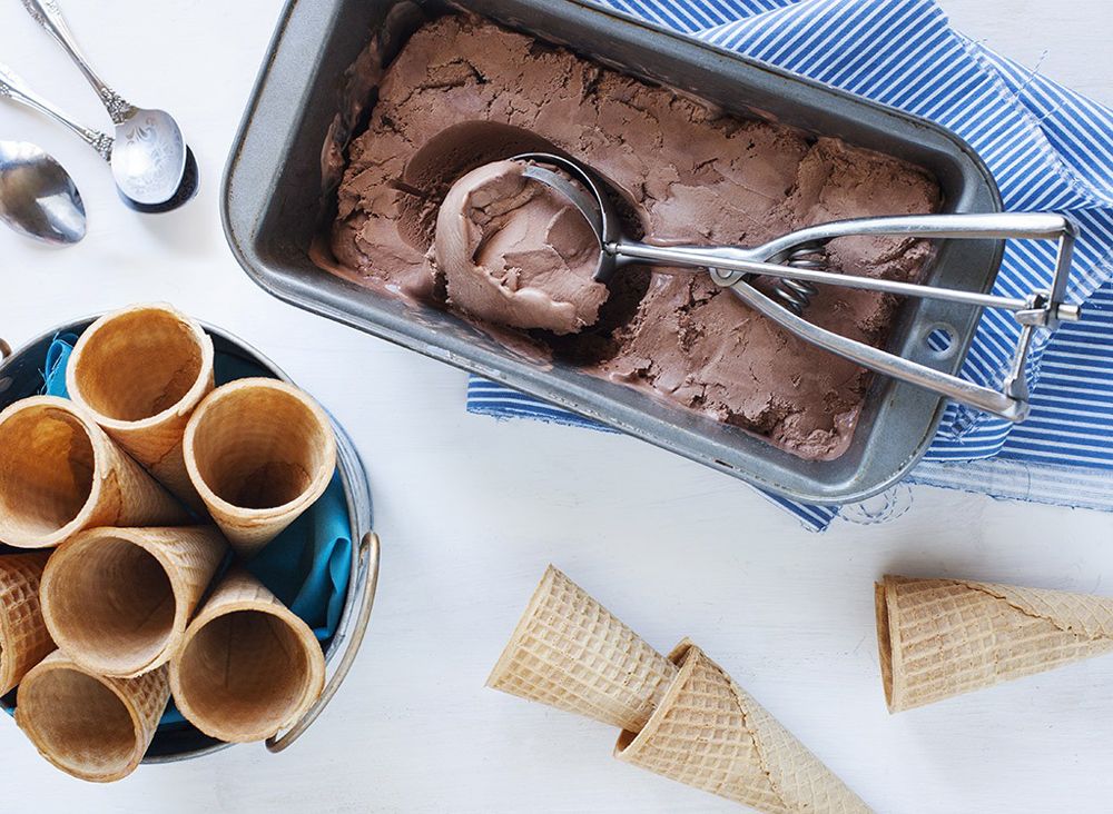 ice_cream_container_802045