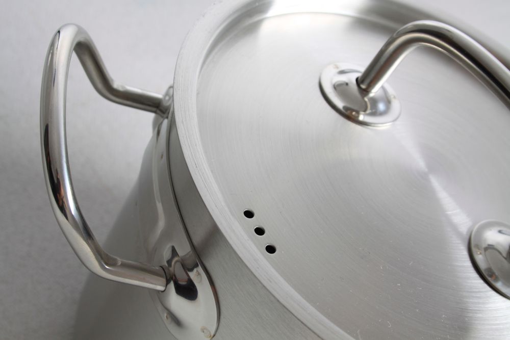 stew_pot_high_–_with_lid_837108