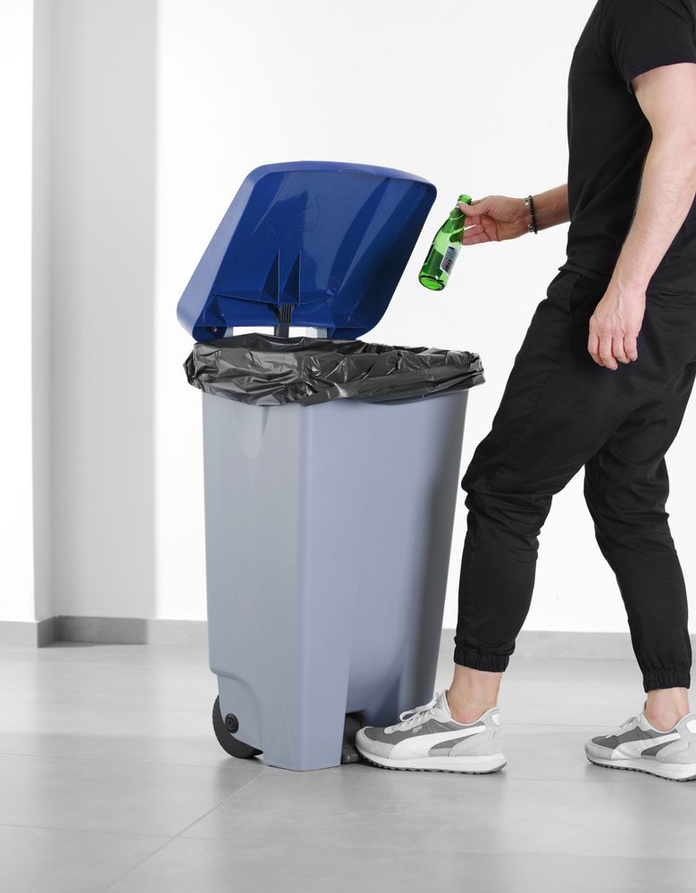 lid_for_trash_container_873502