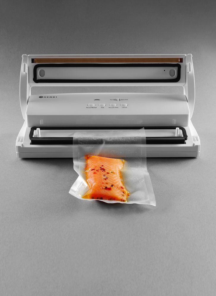 strip_vacuum_packaging_machine_975350