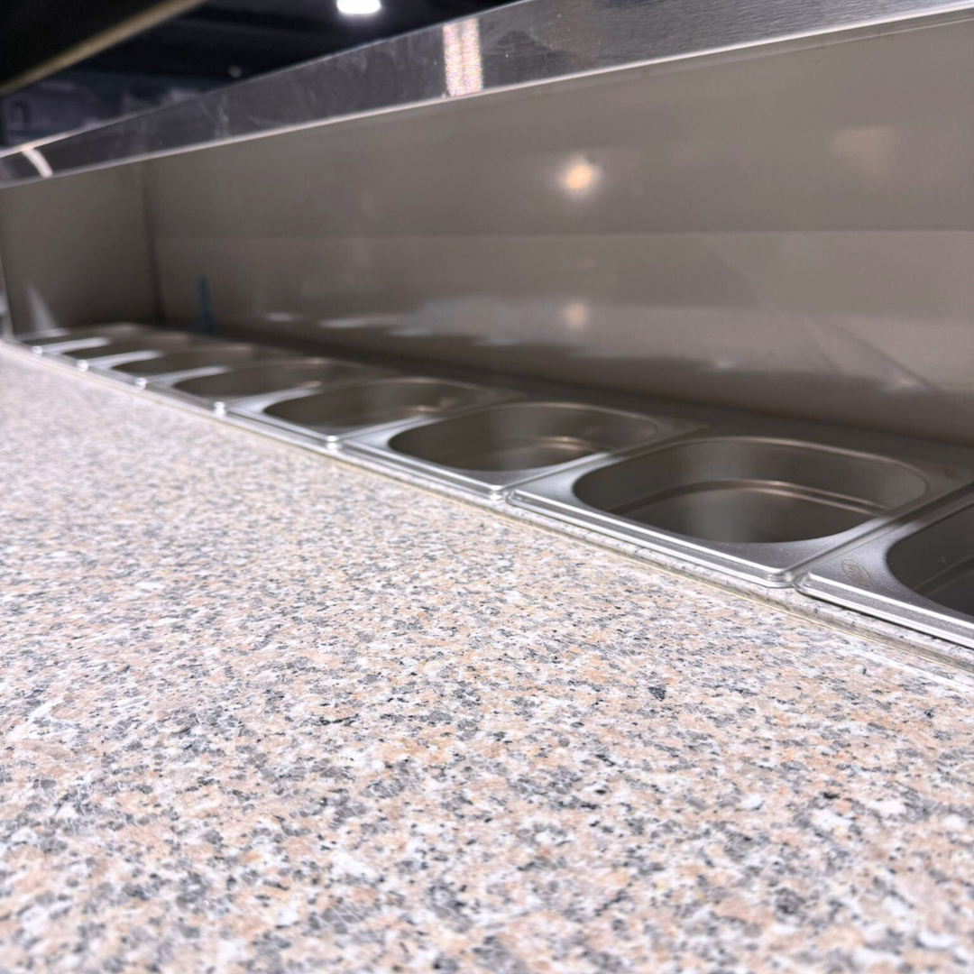 Refrigerated Pizza Saladette with 2 doors - FT-THPS900