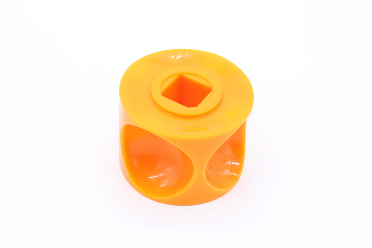 maj25/60-squeezing-cups