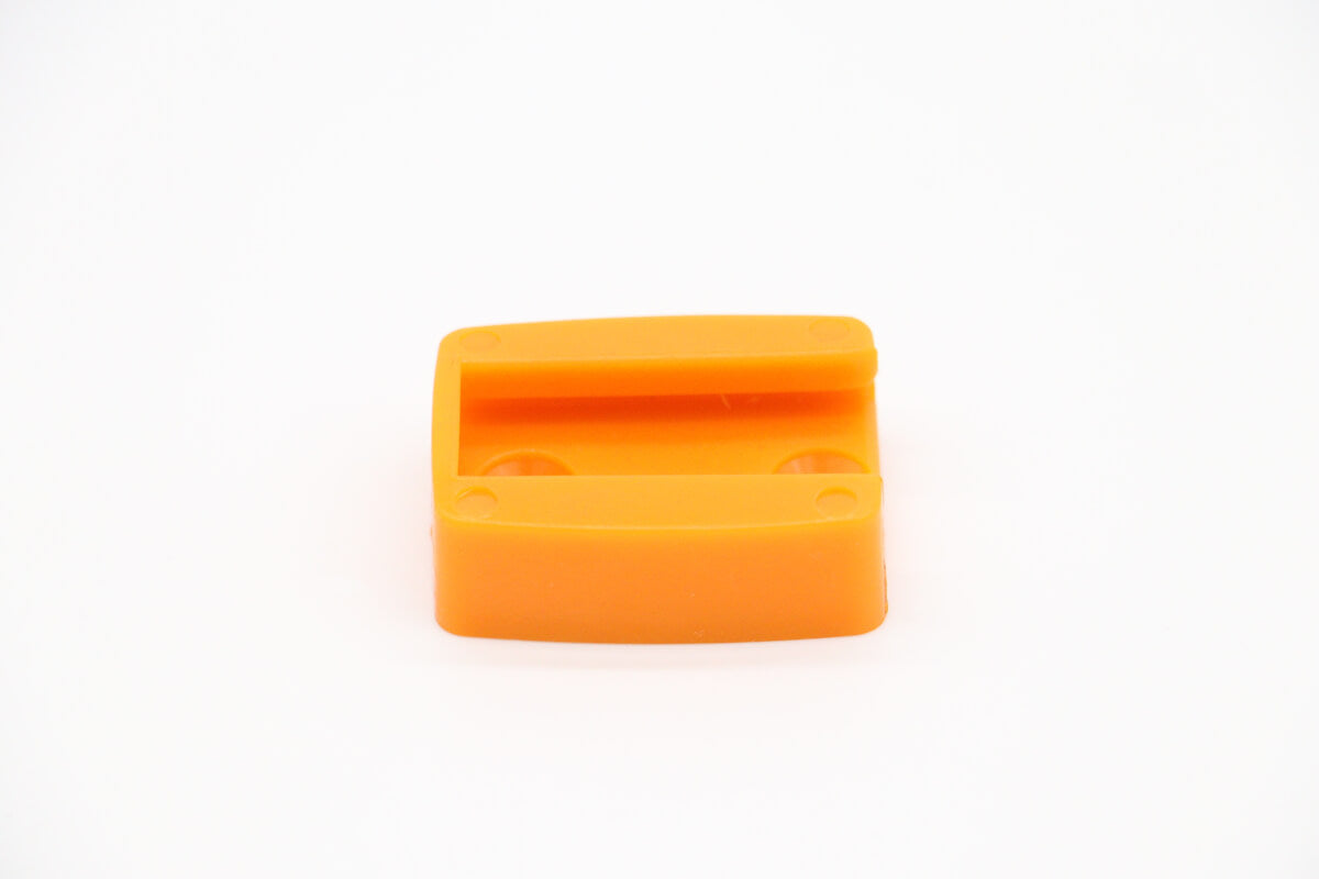 maj25-60-plastic-peeler-holder