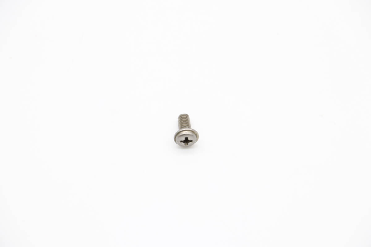mku-blender---screw-m4x8-#27