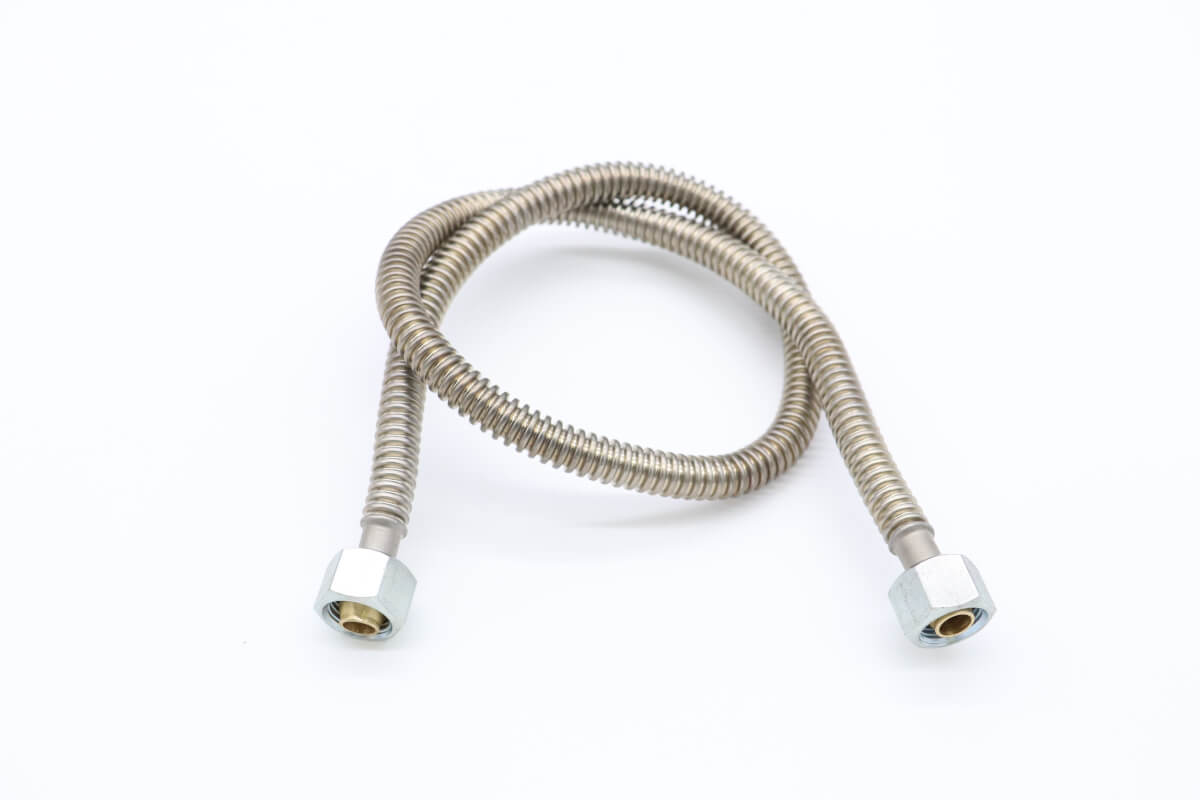 m600---s/s-corrugated-gas-pipe-3/8"-x-l700mm