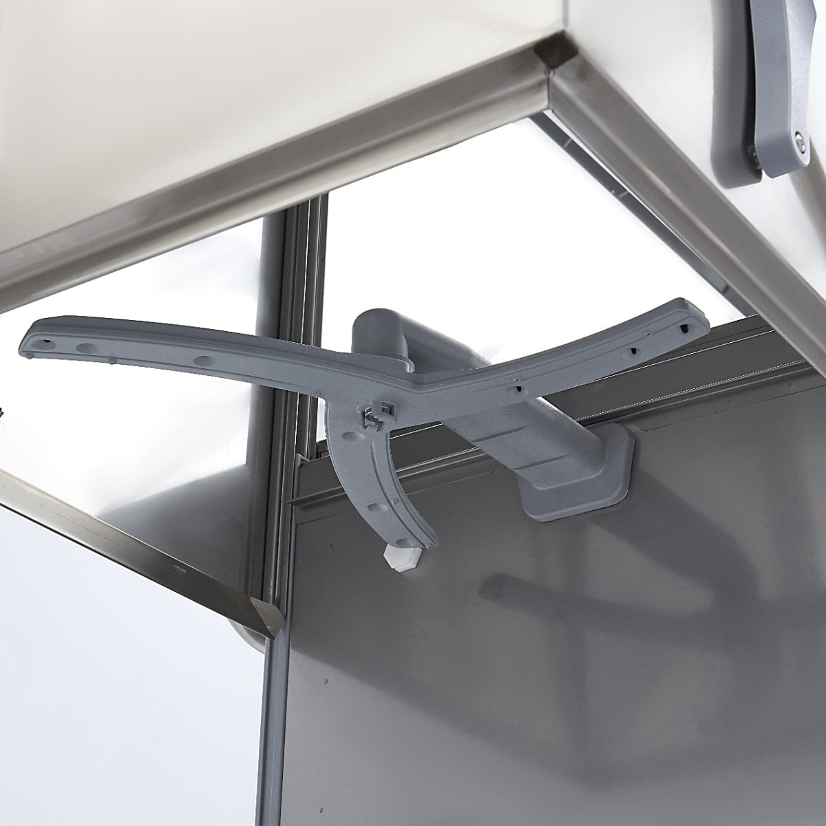 Pass Through Dishwasher - 50x60cm - With Rinse Aid and Soap Pumps - 400V